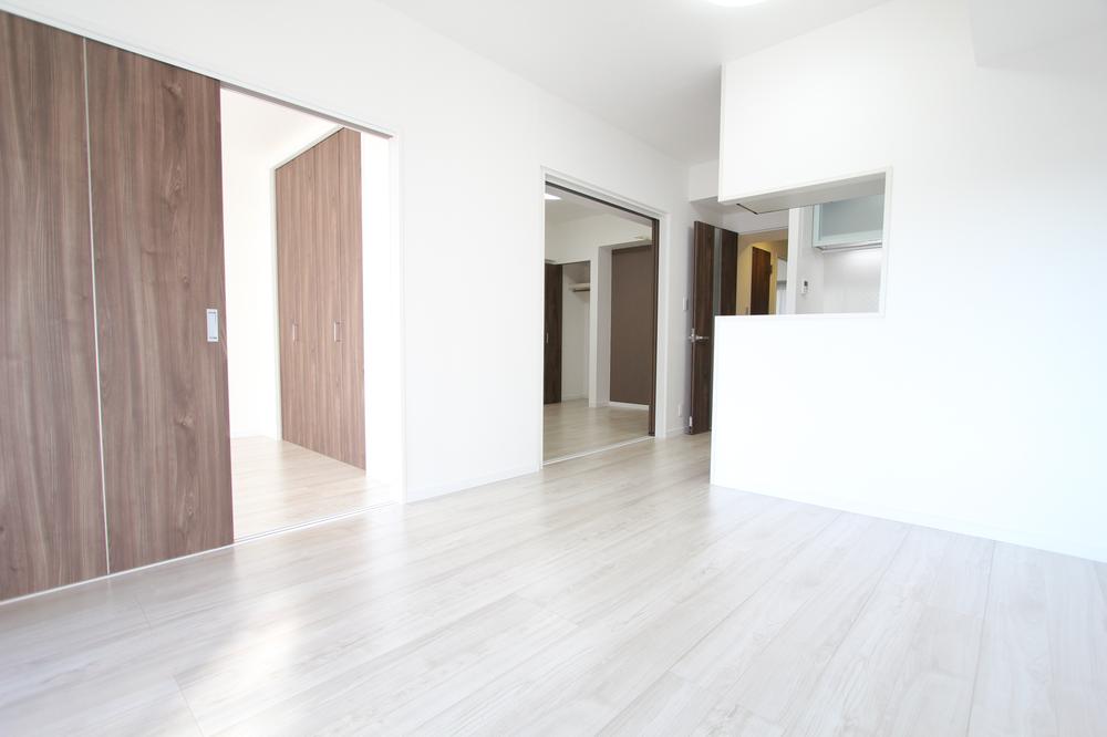 Living. Easy-to-use orthodox 3LDK!