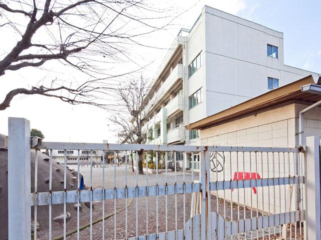 Primary school. 190m to Fuchu Municipal Fuchu ninth elementary school