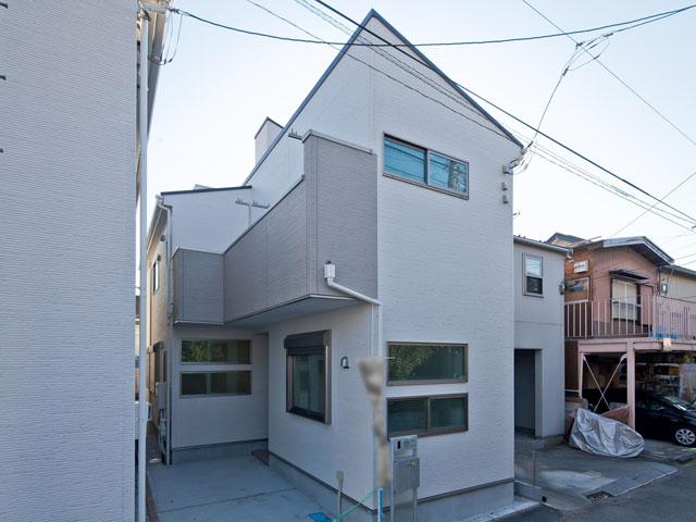 Local appearance photo. The appearance of the sharp design