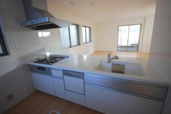 Kitchen. Water purifier with artificial marble counter kitchen