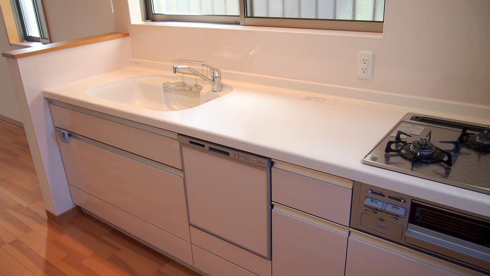 Same specifications photo (kitchen). Example of construction
