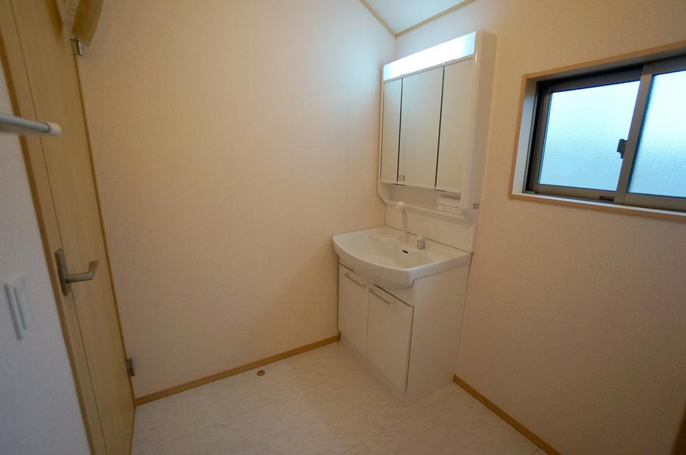 Wash basin, toilet. Local Photos