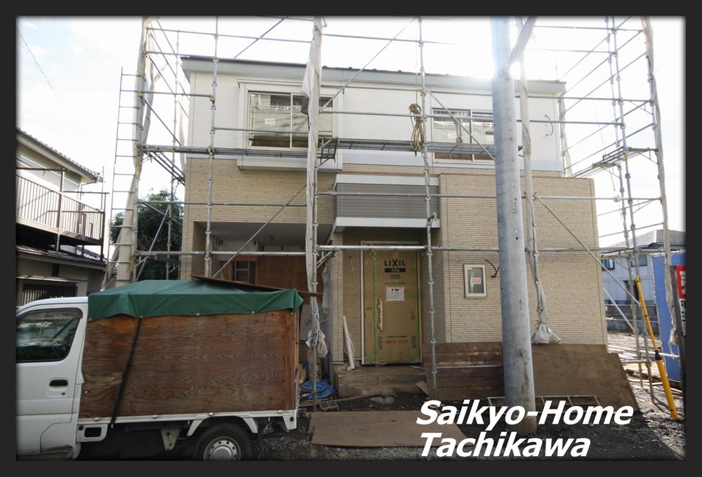 Local appearance photo. Local (11 May 2013) Shooting