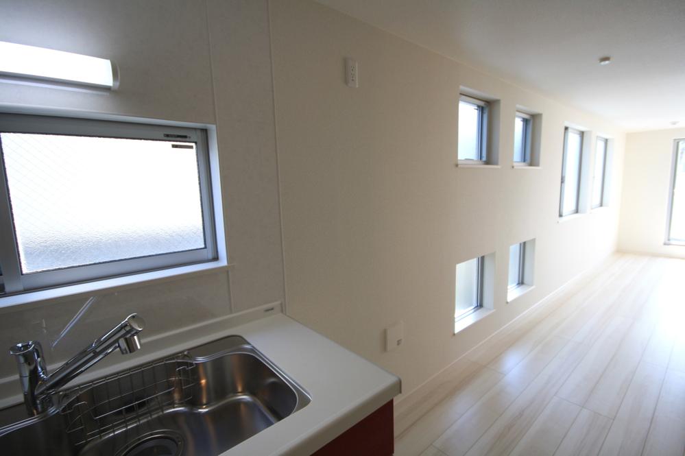 Same specifications photos (living). Example of construction