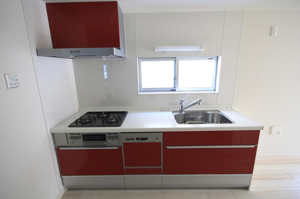 Same specifications photo (kitchen). Example of construction