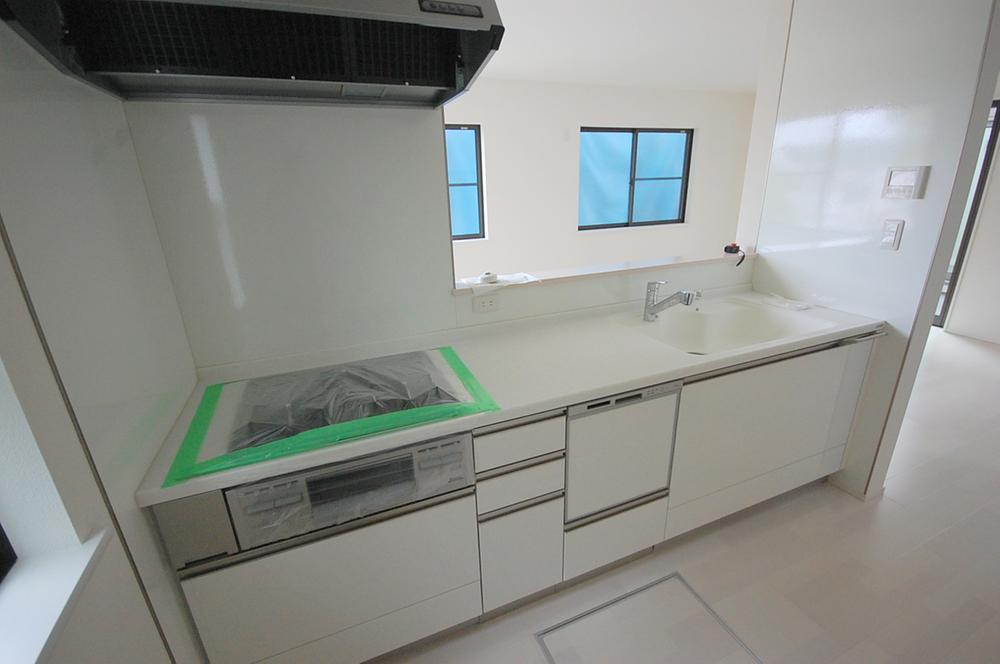 Same specifications photo (kitchen). Example of construction