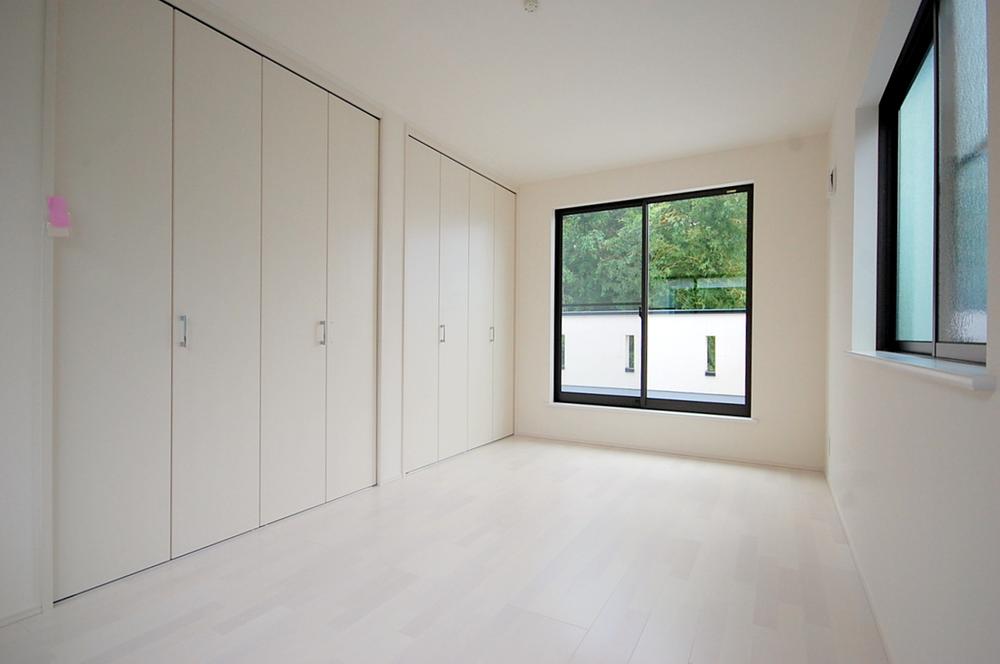 Same specifications photos (Other introspection). Example of construction