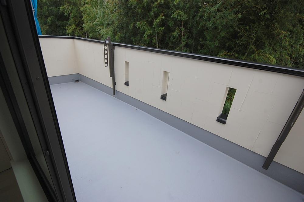 Same specifications photos (Other introspection). Example of construction