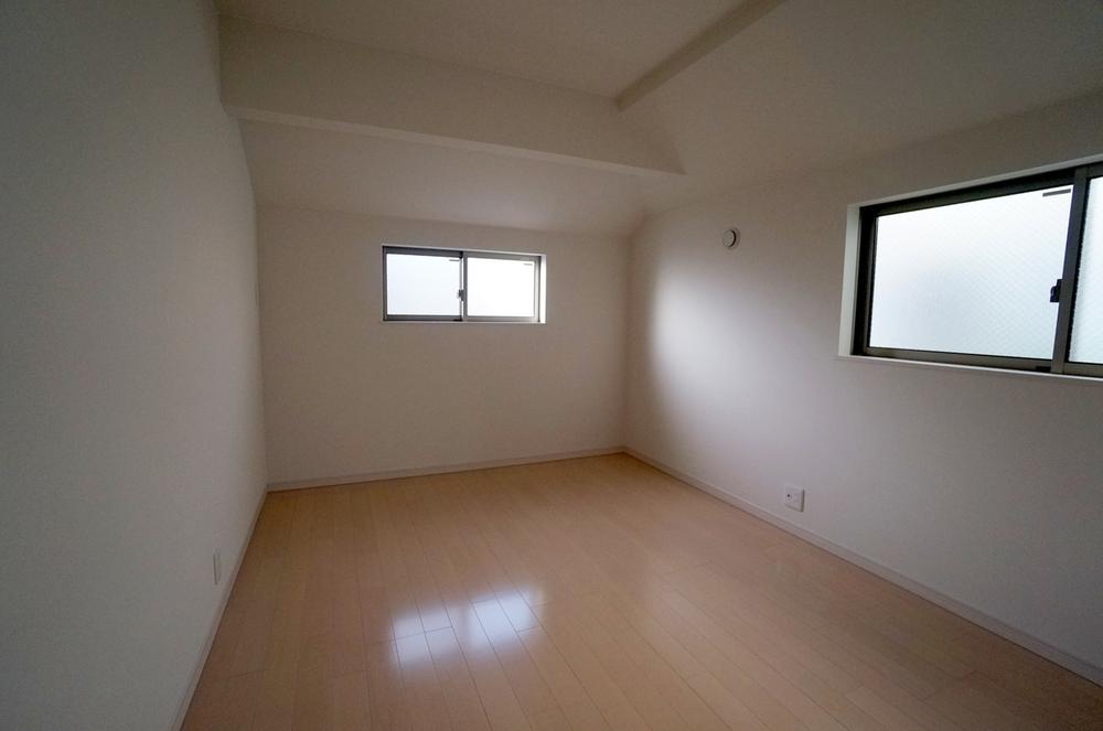 Non-living room. December 2013 shooting