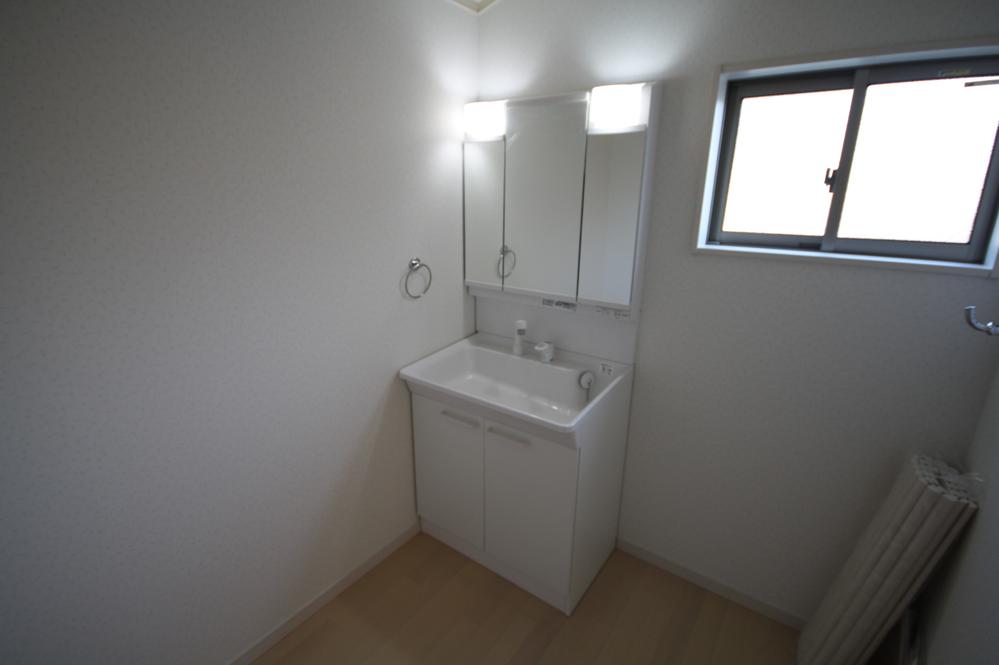 Same specifications photos (Other introspection). Seller construction cases