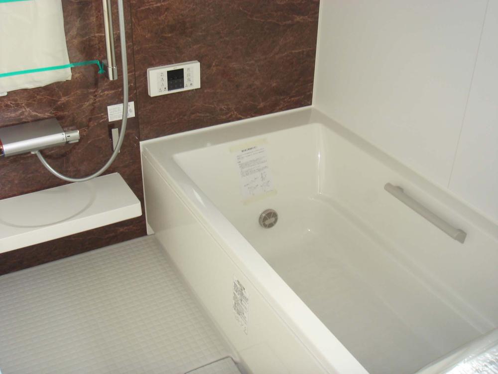 Bathroom. ● There is a window bright bathroom