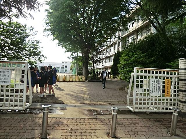 Junior high school. 1353m to Fuchu Municipal Fuchu second junior high school