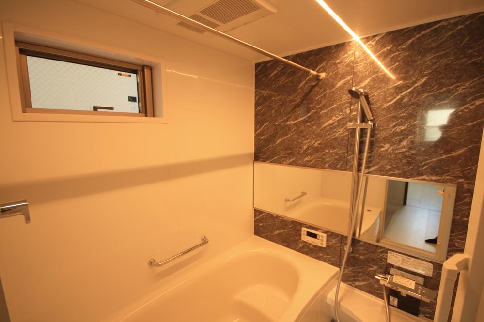 Bathroom. Indoor (September 2013) Shooting