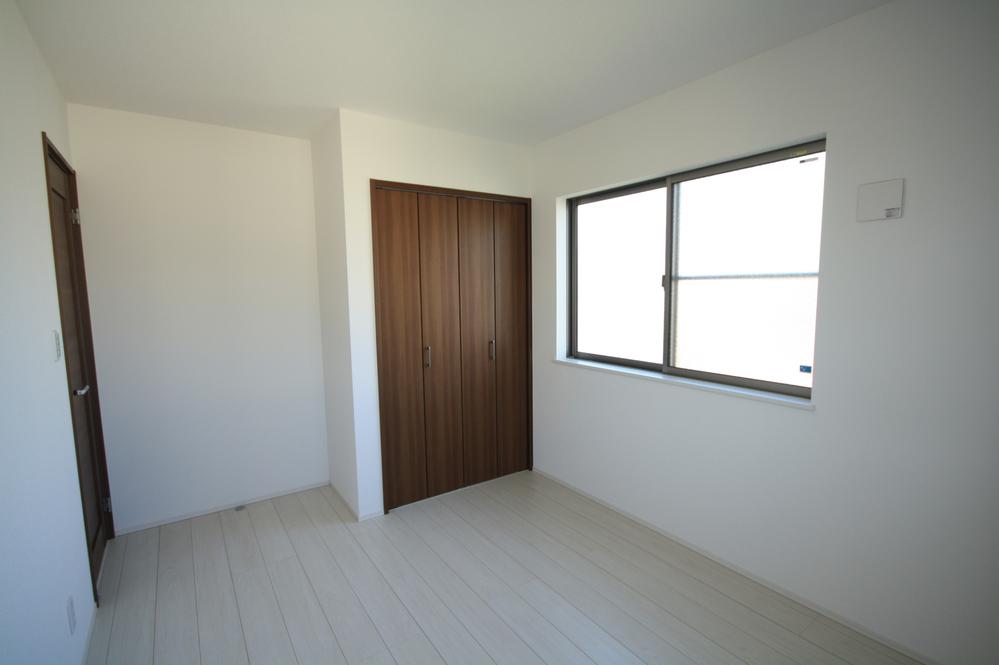 Non-living room. Indoor (September 2013) Shooting