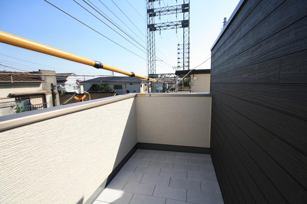 Balcony. Local (September 2013) Shooting