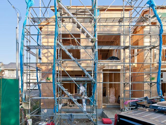 Local appearance photo. Local (12 May 2013) Shooting