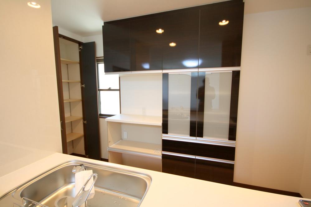 Kitchen. Local (11 May 2013) Shooting