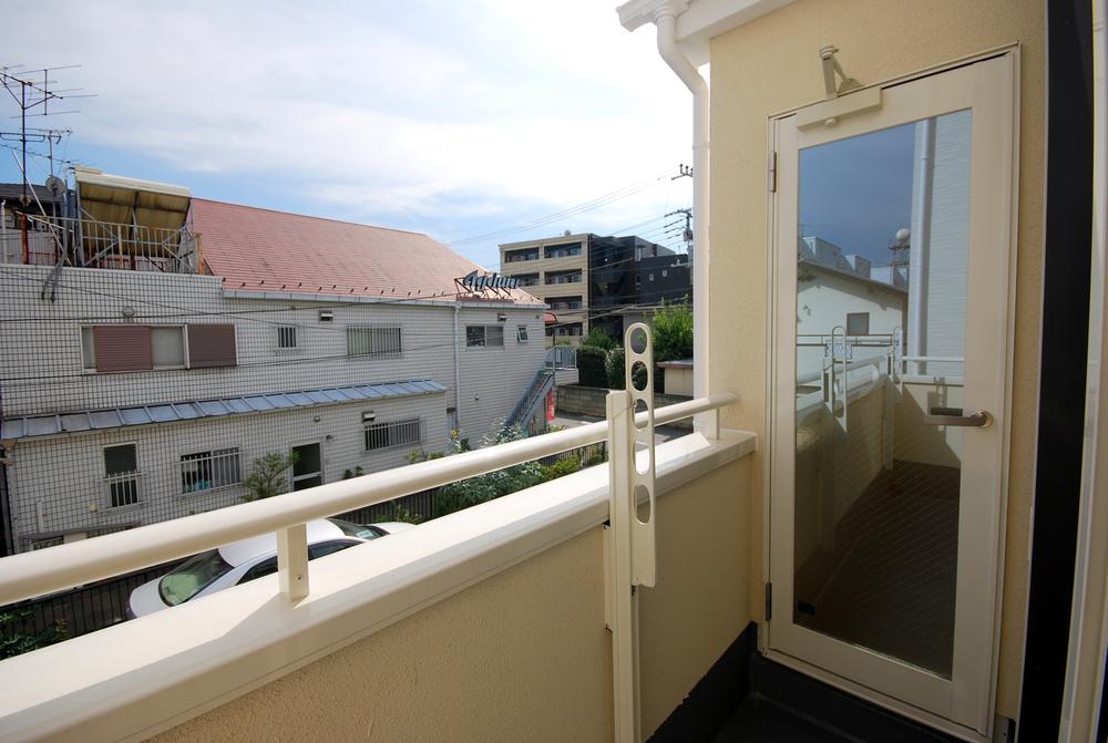 Balcony. Local (August 2013) Shooting