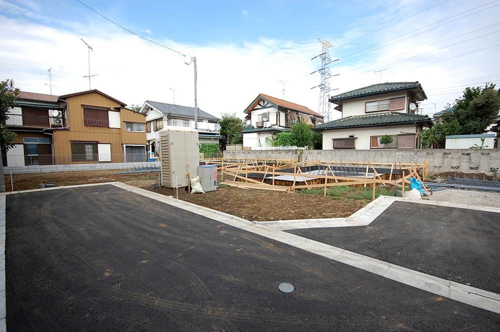 Local photos, including front road. Local (September 2013) Shooting