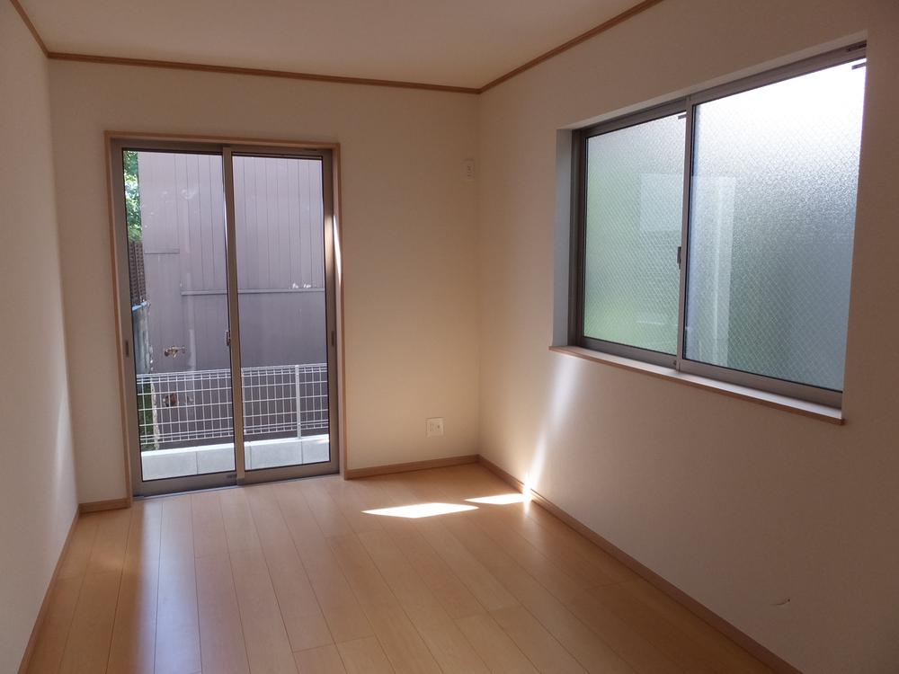 Non-living room. Indoor (September 2013) Shooting