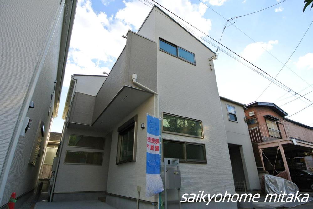 Local appearance photo. local