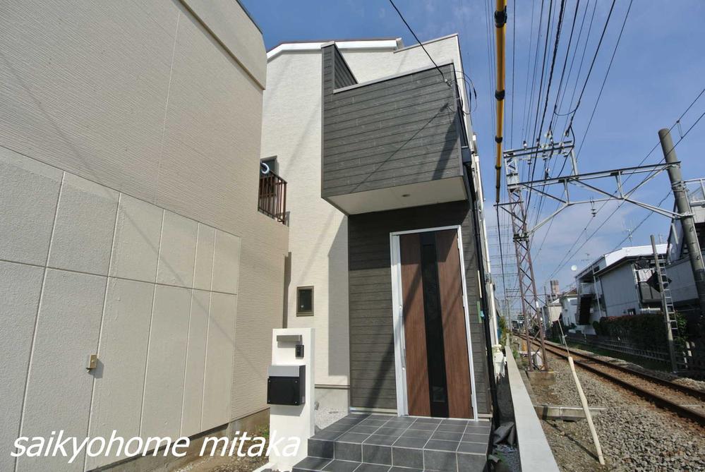 Local appearance photo. local