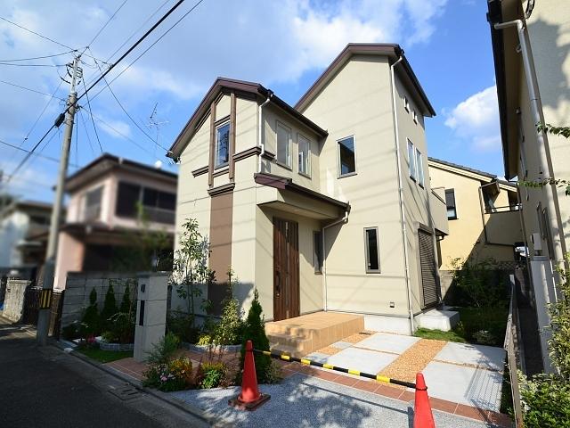 Local appearance photo. 4 Building Finished already