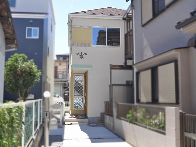 Local appearance photo. Finished already 1 Building