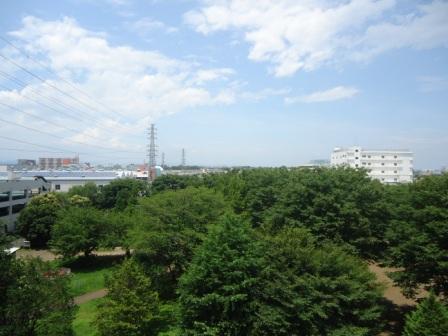 View photos from the dwelling unit. View from the site (July 2013) Shooting