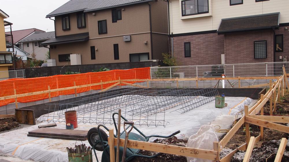 Local appearance photo. Local (10 May 2013) Shooting