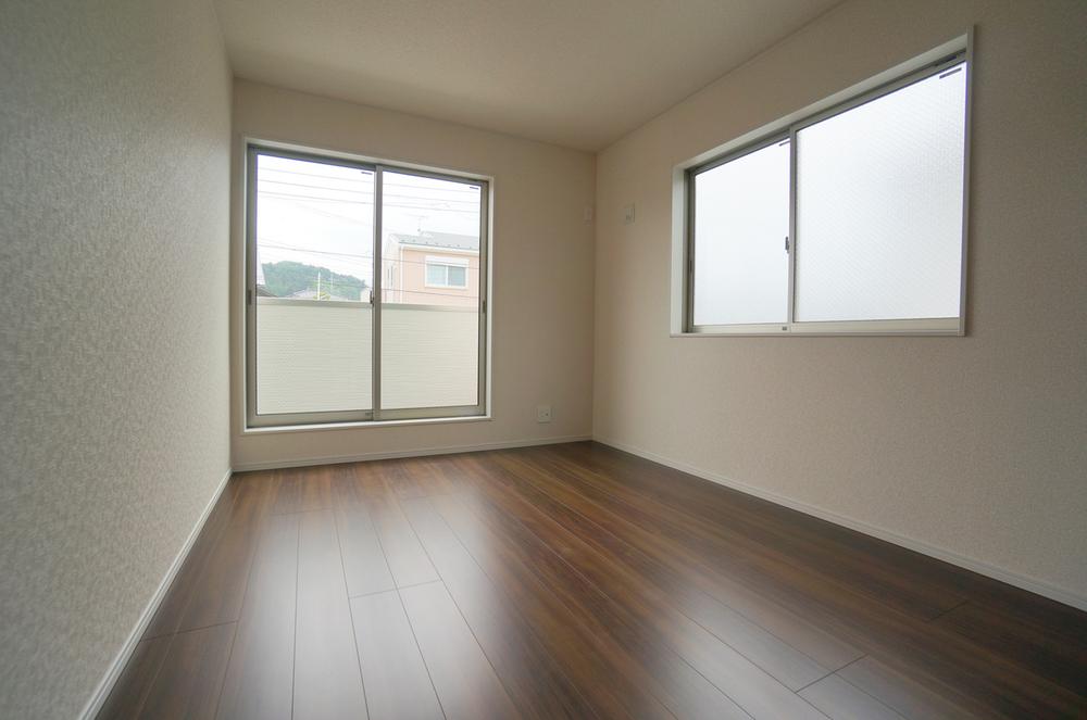 Same specifications photos (Other introspection). Seller same specifications