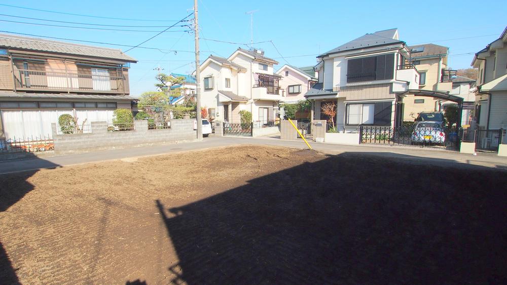 Local land photo. Local (12 May 2013) Shooting