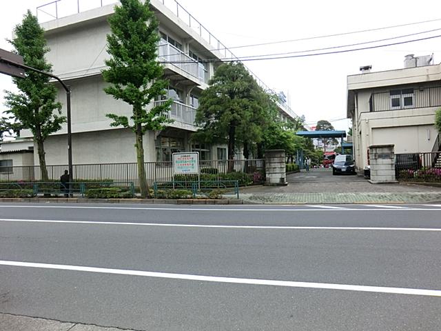 Primary school. Fussa stand Fussa 517m until the first elementary school