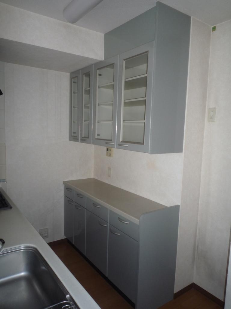 Receipt. Indoor (June 2013) Shooting Also equipped with cupboards in the kitchen