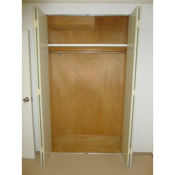 Receipt. Western-style housing