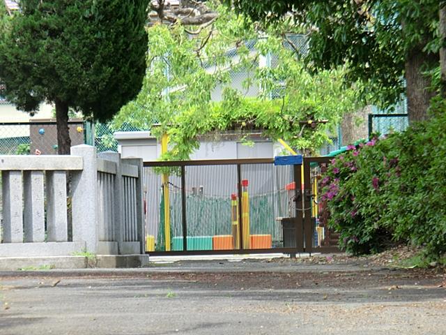 kindergarten ・ Nursery. Fussa Hon 739m to nursery school