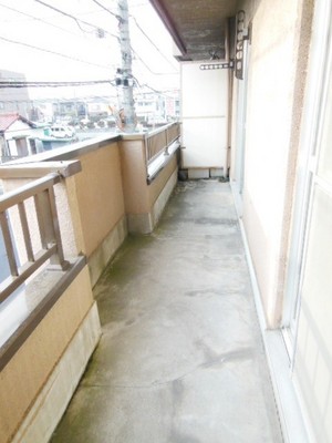 Balcony.  ☆ A large amount of laundry is also okay ☆