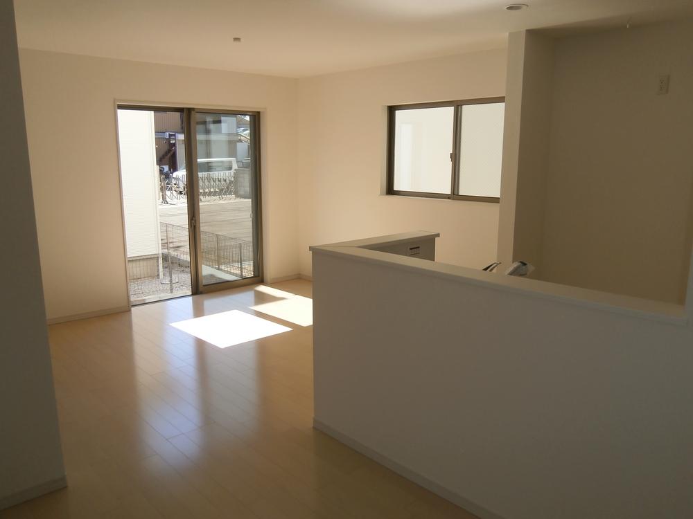 Living. Local (10 May 2013) Shooting