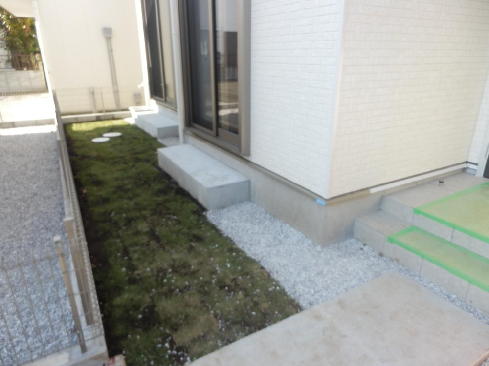 Garden. Local (2013 11) shooting