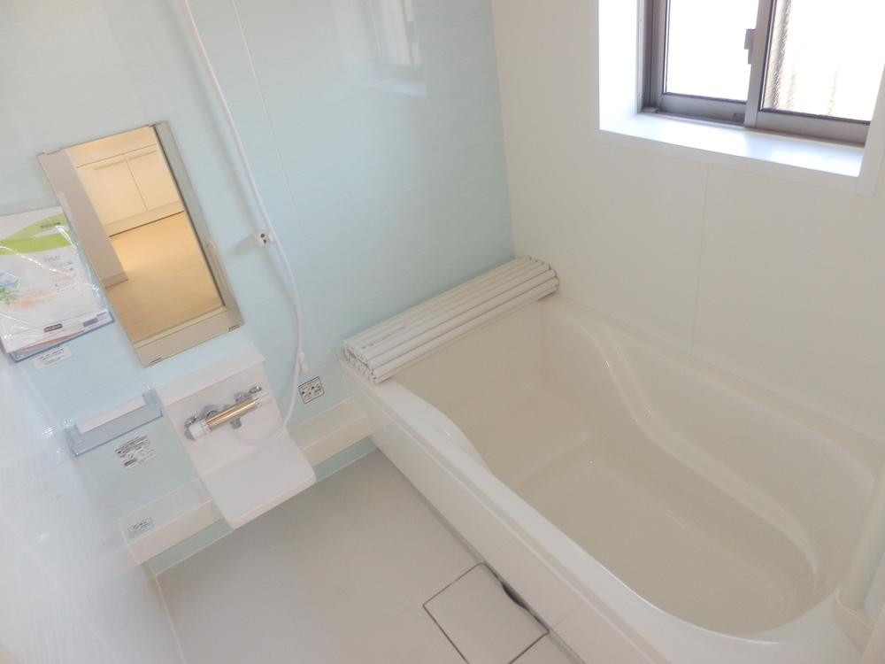 Bathroom. Indoor (11 May 2013) Shooting