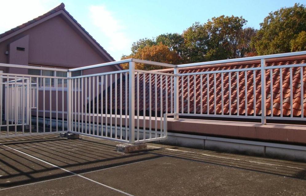 Balcony. Roof balcony. Good view.