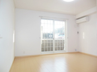 Living and room. Day well is a bright clean room