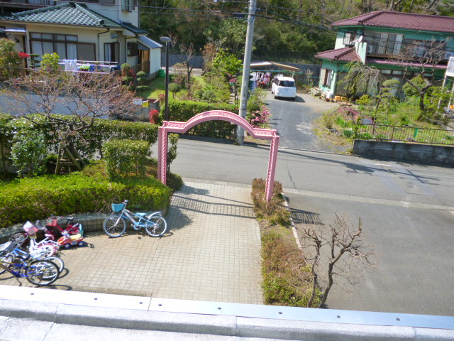 Other common areas. There is a little garden on site