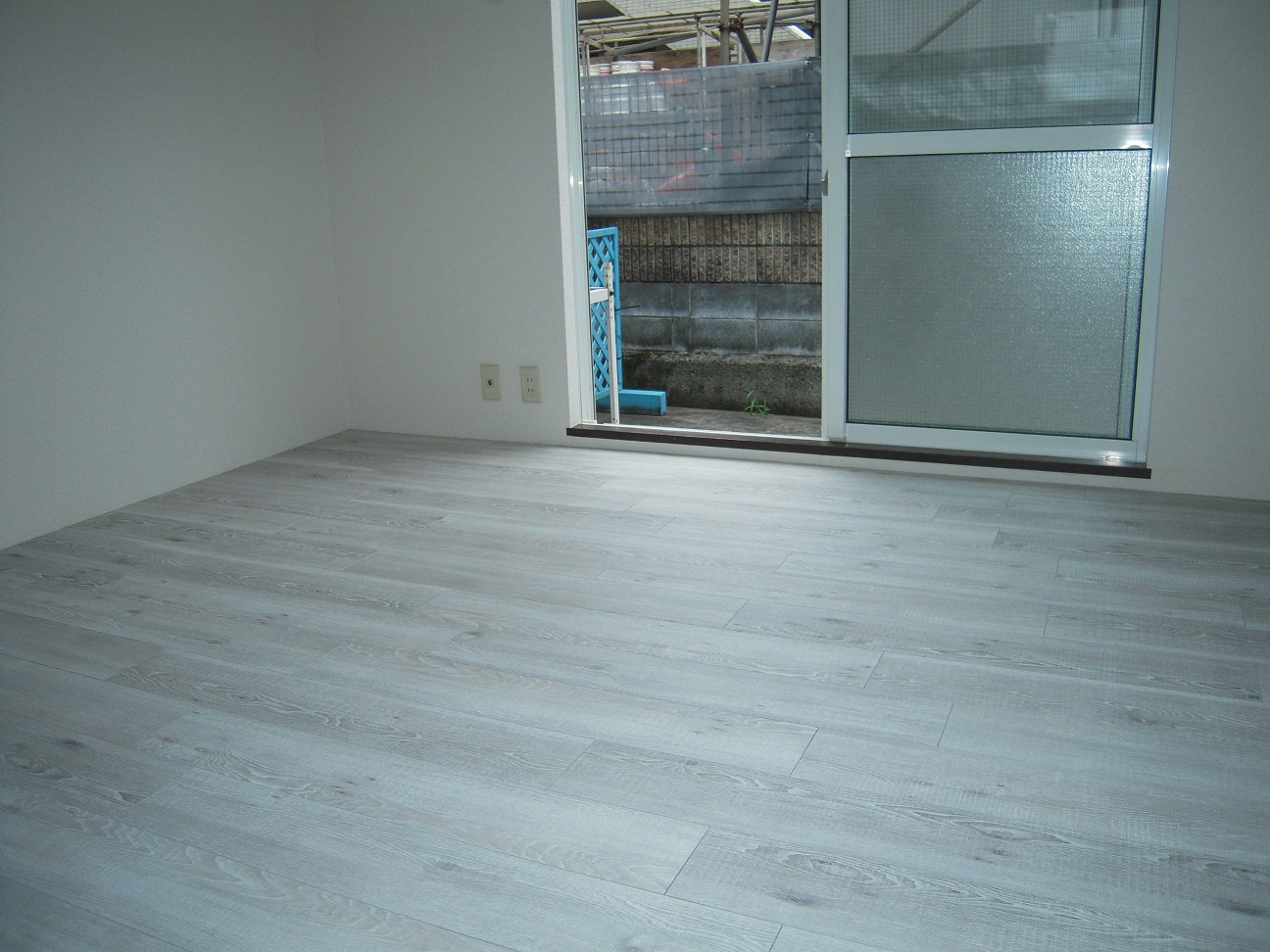Living and room. The floor has been constructed to the new flooring