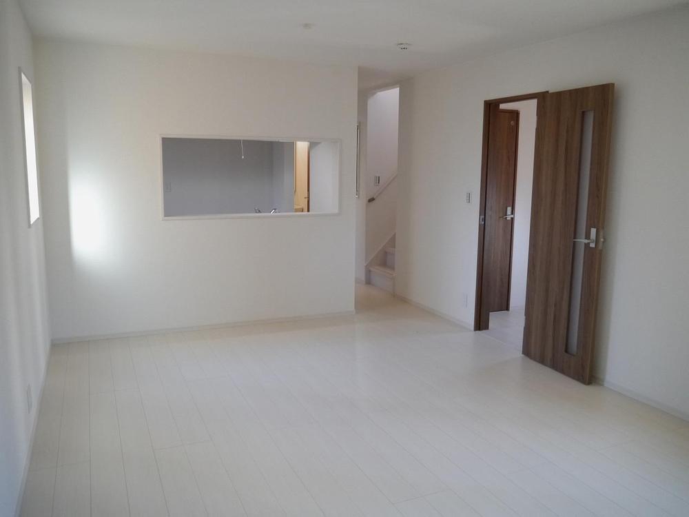 Living. Shutters standard