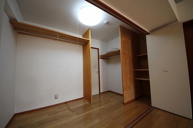 Receipt. Indoor (March 2013) Shooting