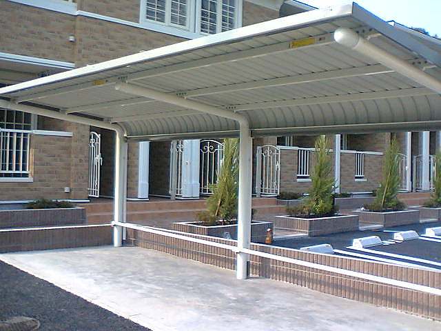 Other common areas. Bicycle parking lot equipped with a roof