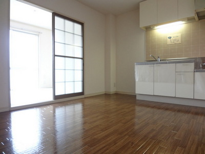 Living and room.  ☆ Dining space ☆ 