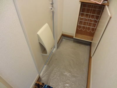 Entrance.  ☆ Entrance with cupboard ☆ 