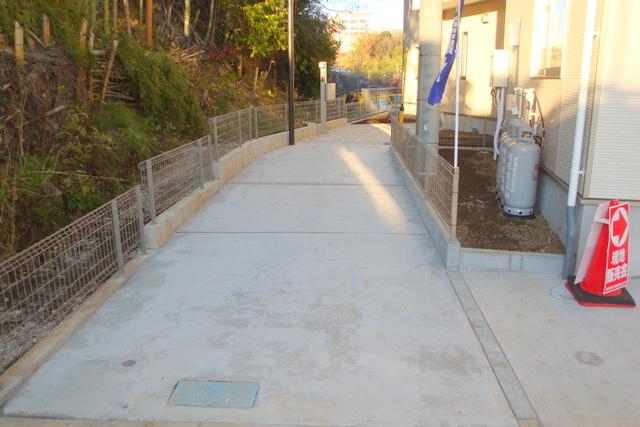 Parking lot. Local (12 May 2013) Shooting